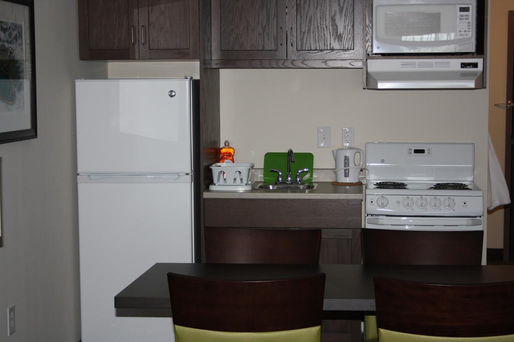 Crossroads Inn & Suites Paradise Buitenkant foto